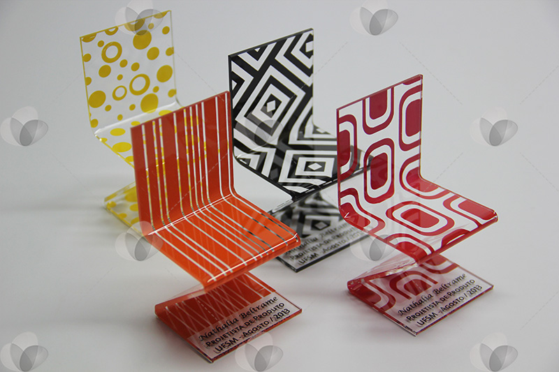 Produção Gráfica no Acrílico: serigrafia Produção Gráfica no Acrílico: serigrafia