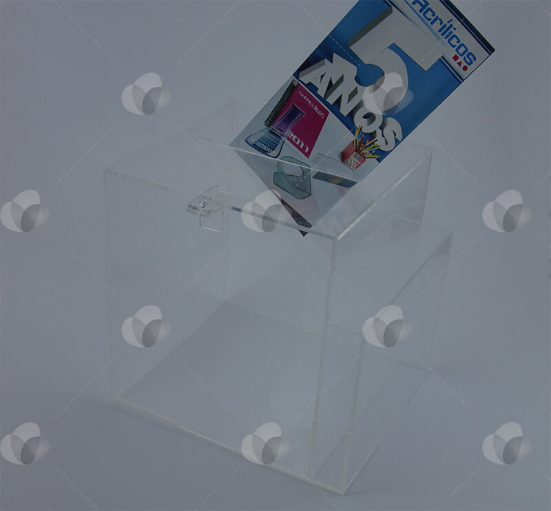 Urna em acrílico cristal com bolso lateral para flyers e formulários
